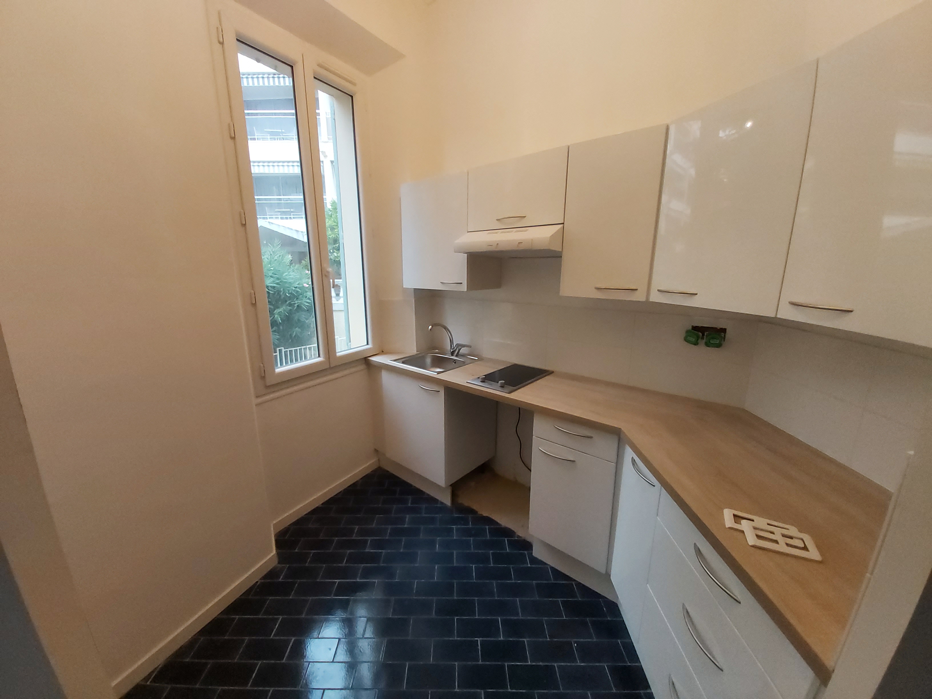 Offres de location Studio Cannes 06400