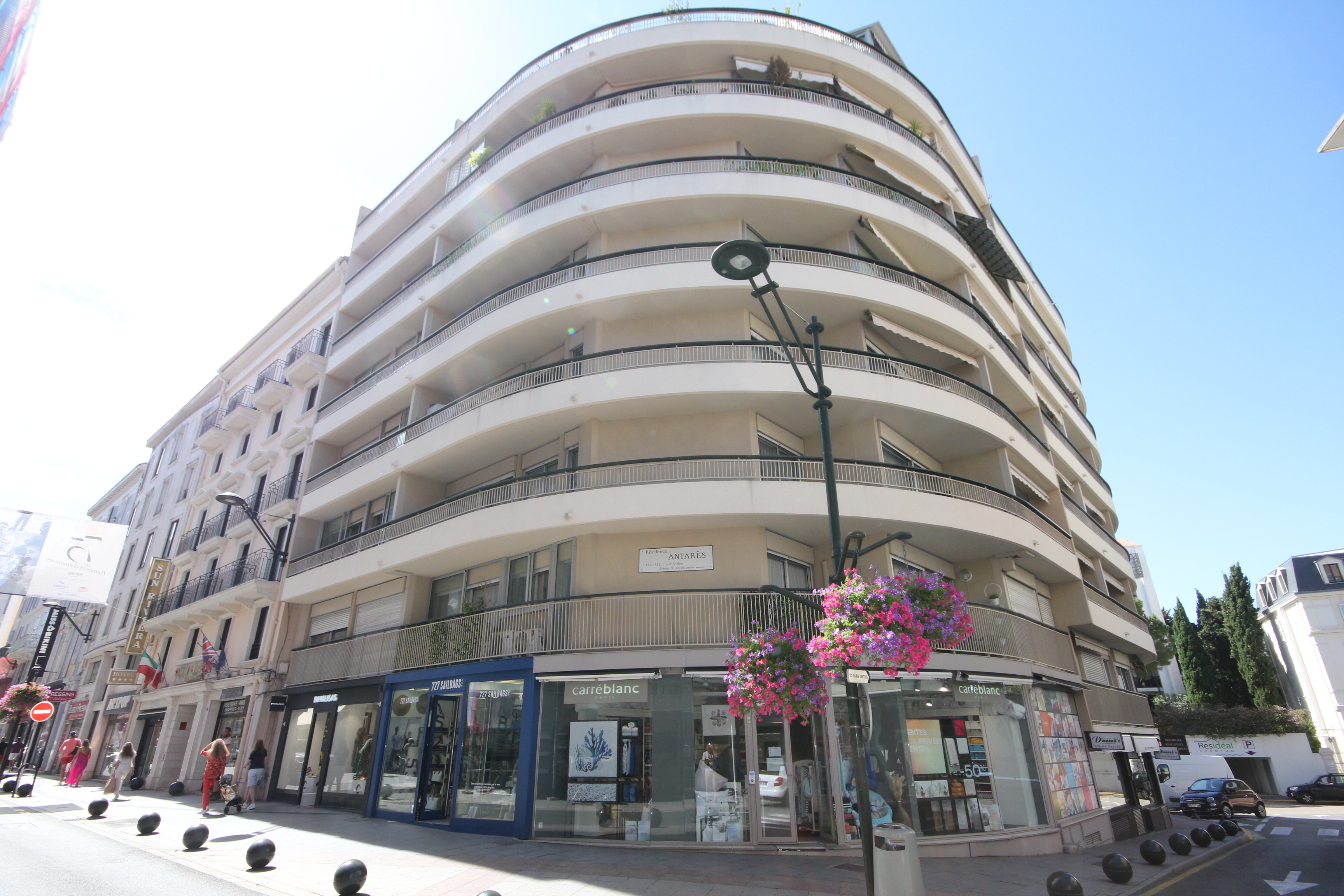 Location Immobilier Professionnel Bureaux Cannes 06400