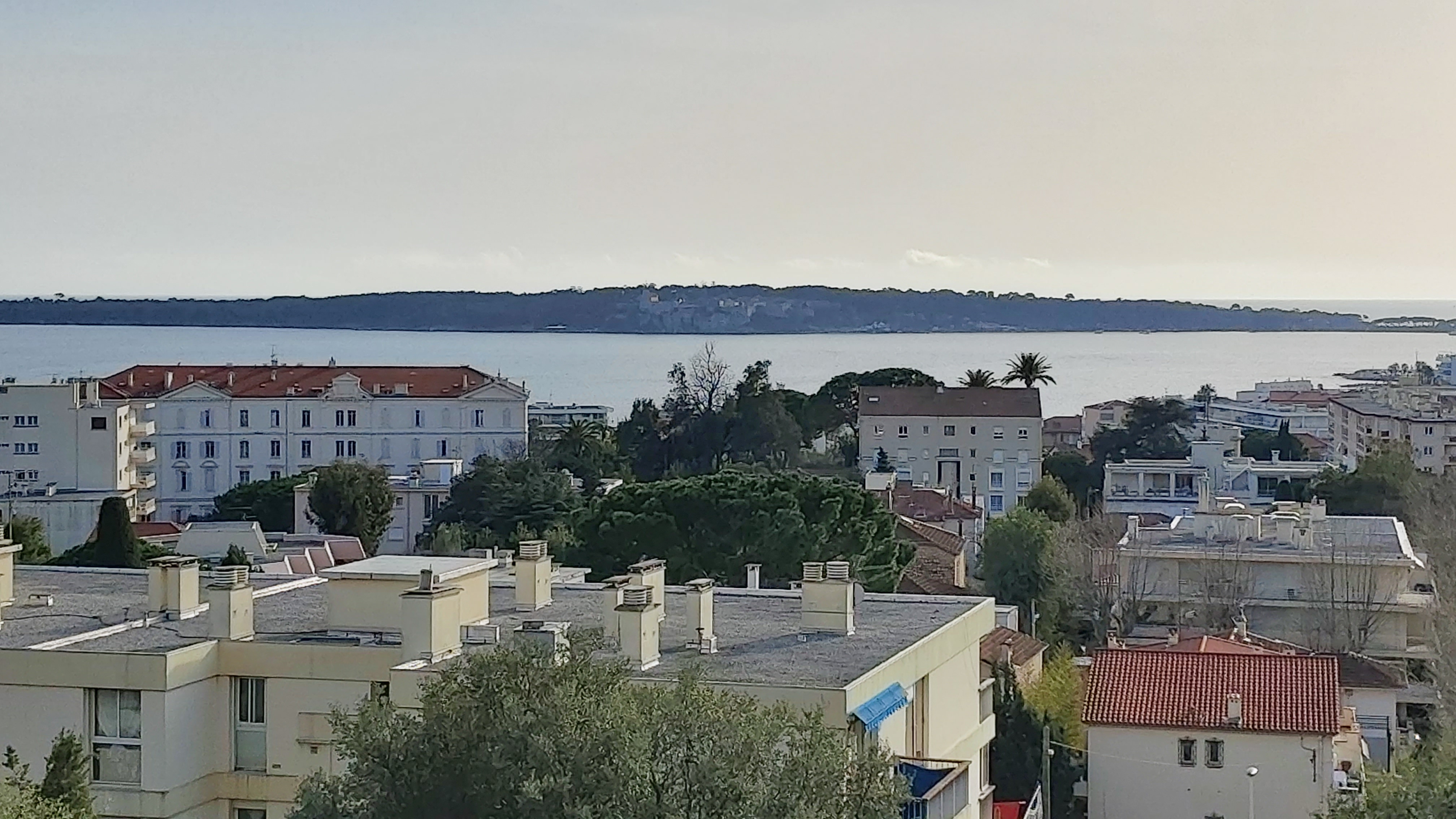 Offres de location Appartement Cannes 06400